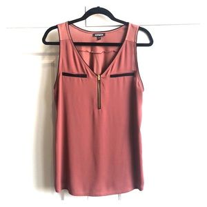 Women’s fashion shell top